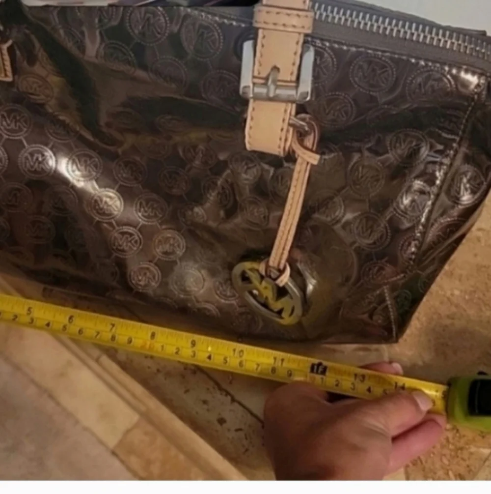 Michael Kors Shiny Bag